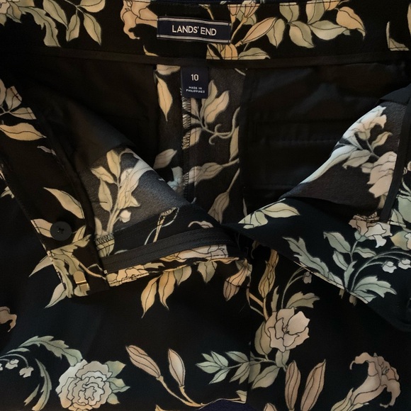 LANDS END Pants - Picture 4 of 10